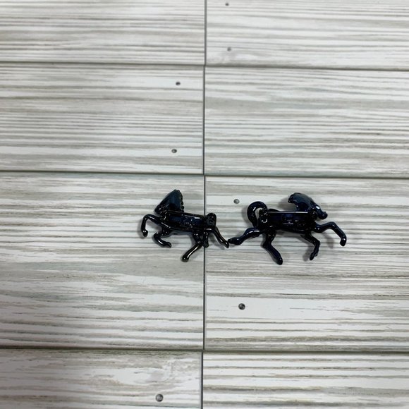 Rainbow Oil Slick Style Unicorn Brooches Set Of 2 - Picture 5 of 7